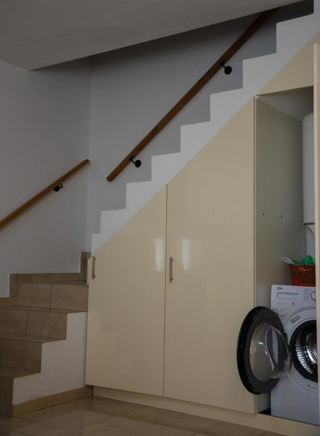 Apartman Zrina Ostro Kraljevica Exteriör bild