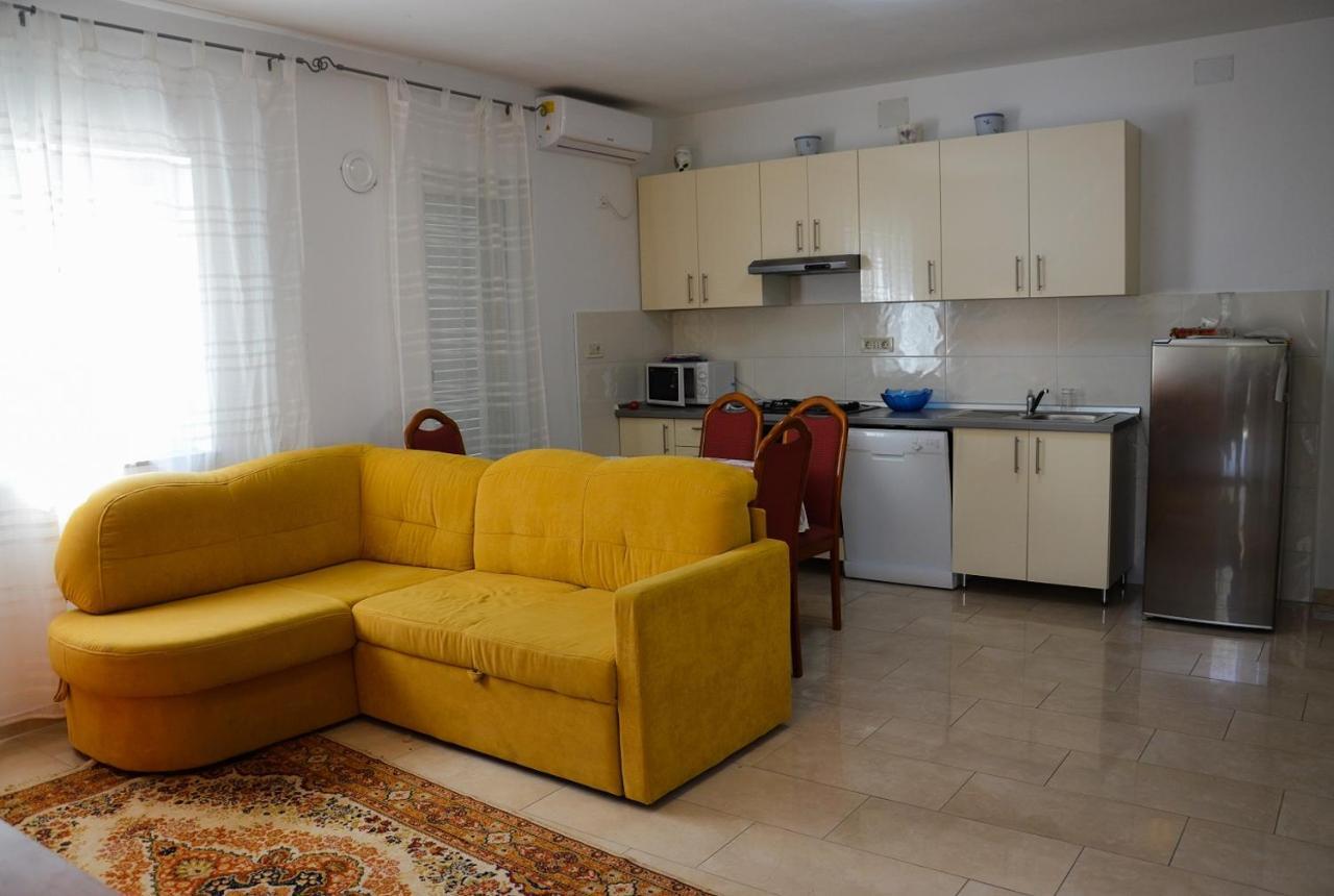 Apartman Zrina Ostro Kraljevica Exteriör bild